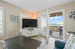 3 BDR Oceanviews & Walk to Pier